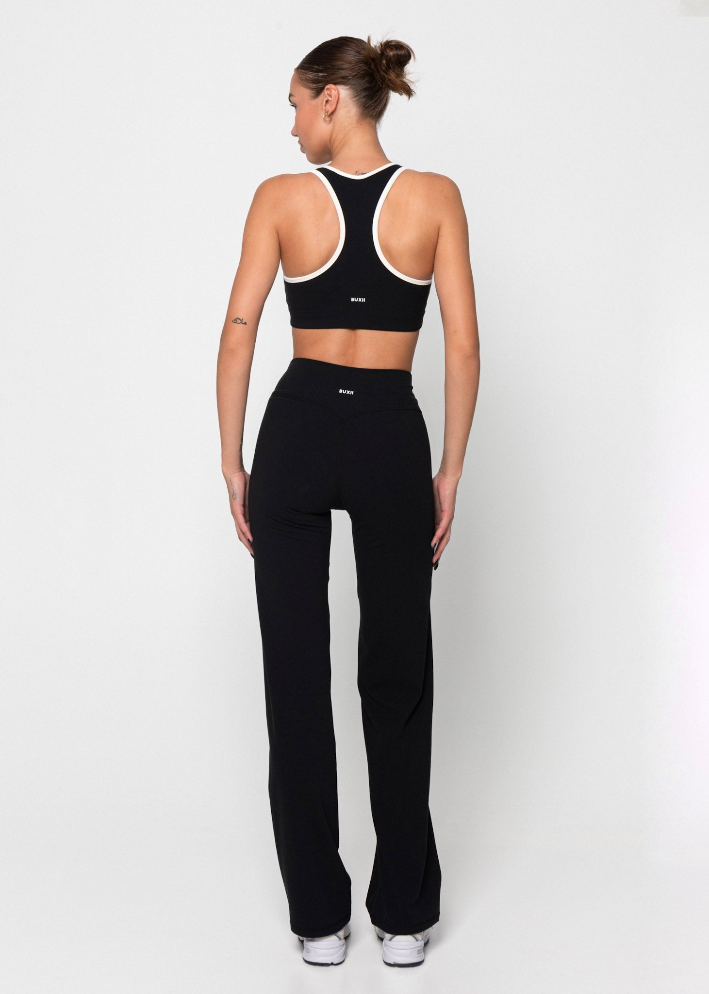 SPORTA KRŪŠTURIS MELNS