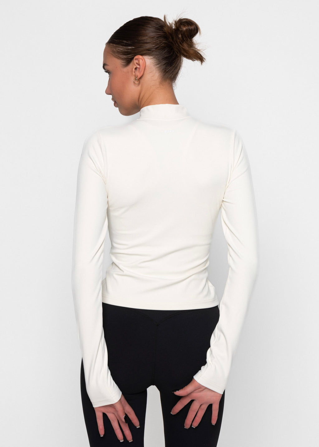 SPORTA JAKA KRĒMKRĀSA/MELNA