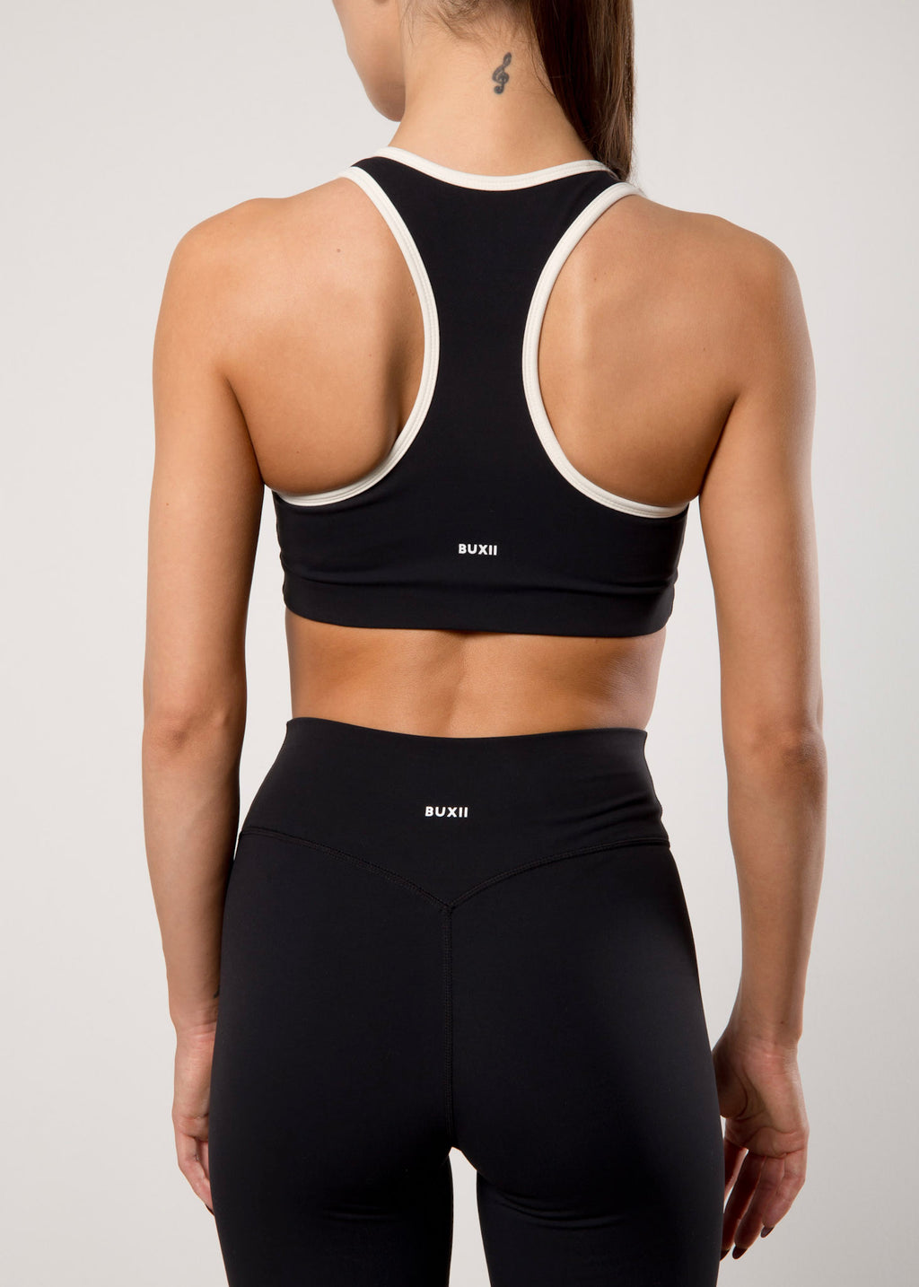 SPORTA KRŪŠTURIS MELNS